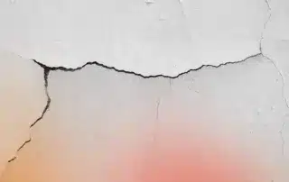 Stucco Crack Repair Near Me_ 5 Signs You Should Hire Stucco Repair Contractor in Florida